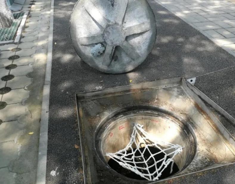 智能井盖:让市政井盖“懂思考会求救”