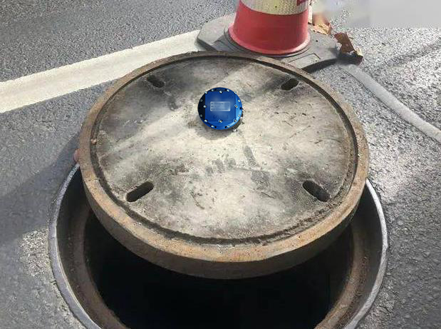 智能井盖——会定位“报警”的井盖