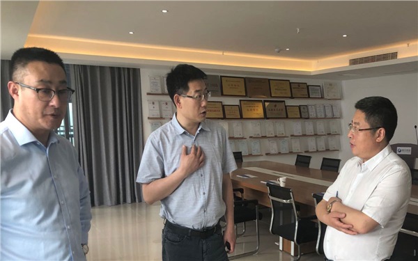 湖南威胜电气有限公司总裁曾辛先生一行赴新光智能考察智能井盖项目